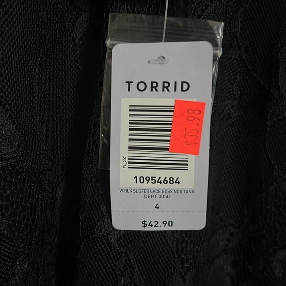 Torrid black lace sleeveless top - Picture 6 of 8